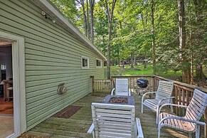 Walk to Lake Wallenpaupack: Greentown Getaway