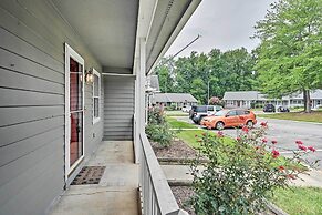 Lovely High Point Abode ~ 2 Mi to University!