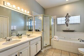 Bahama Bay Condo w/ Patios < 10 Mi to Disney!