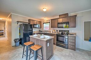 Cassopolis Cabin: On-site Boating & Fishing!