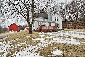 Wisconsin River Valley Farmhouse: Fire Pit & View