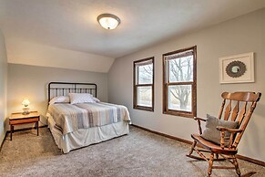 Wisconsin River Valley Farmhouse: Fire Pit & View