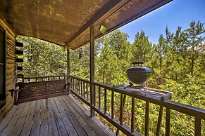 Studio w/ Deck: Near Thorncrown Chapel & Lakes