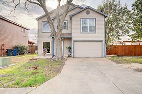 Family Home w/ Sunroom & Fire Pit!