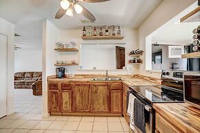 Family Home w/ Sunroom & Fire Pit!