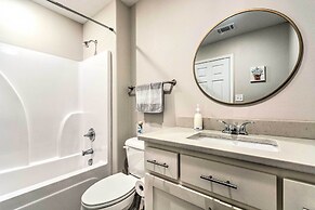 Family Home ~ 5 Mi to Downtown Little Rock!