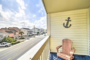 Walk to Beaches: North Myrtle Beach Condo!