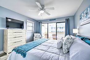 Walk to Beaches: North Myrtle Beach Condo!