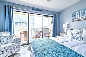 Walk to Beaches: North Myrtle Beach Condo!