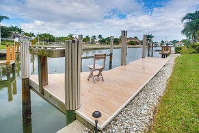 Upscale Marco Island Villa w/ Outdoor Bar + Pool!