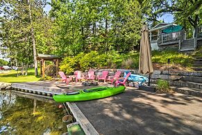 Northern Michigan Lake House w/ Boat Dock + Kayaks