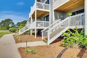 Harbor Island Condo w/ Pool Access: Walk to Beach!