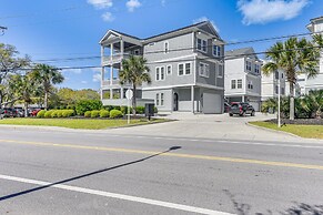 Myrtle Beach House w/ Hot Tub, Walk to Beach