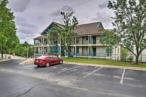 Champions Retreat Condo Near 76 Strip