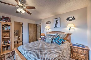 Mountains Majesty Cabin w/ Hot Tub & Mtn Views!