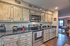 Mountains Majesty Cabin w/ Hot Tub & Mtn Views!