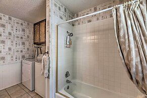 Mountains Majesty Cabin w/ Hot Tub & Mtn Views!