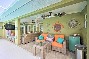 1 Mi to Dtwn: Sun-soaked Cape Coral Getaway!