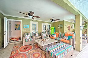 1 Mi to Dtwn: Sun-soaked Cape Coral Getaway!