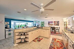 1 Mi to Dtwn: Sun-soaked Cape Coral Getaway!