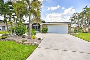1 Mi to Dtwn: Sun-soaked Cape Coral Getaway!