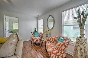 Bright Carolina Beach Cottage w/ Yard & Grill