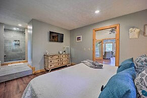 Private Eureka Springs Retreat w/ Hot Tub!