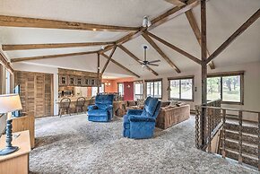 14 Mi to Ski Apache: Ruidoso Home w/ Deck & Grill!