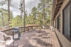 14 Mi to Ski Apache: Ruidoso Home w/ Deck & Grill!