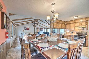14 Mi to Ski Apache: Ruidoso Home w/ Deck & Grill!