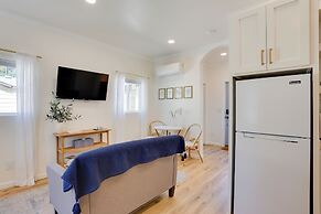 Centrally Located Studio 3 Mi From Downtown!