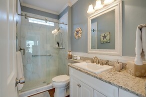 Fort Myers Home Near Sanibel Island Causeway