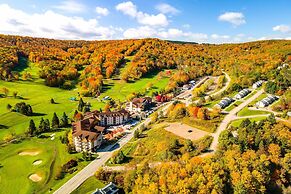 Ellicottville Townhome ~ Half Mi to Slopes!