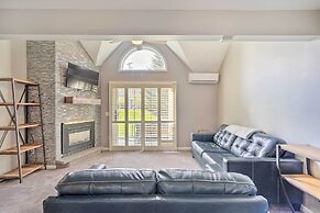 Ellicottville Townhome ~ Half Mi to Slopes!