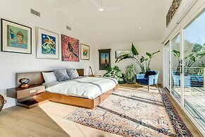 Luxe Mid-century Austin Home w/ Canyon Views