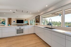 Luxe Mid-century Austin Home w/ Canyon Views