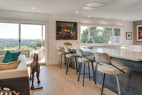 Luxe Mid-century Austin Home w/ Canyon Views