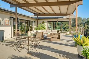 Luxe Mid-century Austin Home w/ Canyon Views
