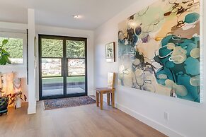 Luxe Mid-century Austin Home w/ Canyon Views