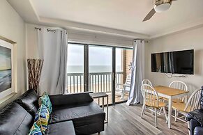 Breezy Beachfront Condo in Heart of Corpus Christi