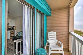 Breezy Beachfront Condo in Heart of Corpus Christi