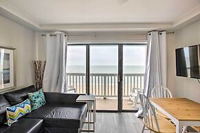 Breezy Beachfront Condo in Heart of Corpus Christi