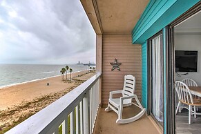 Breezy Beachfront Condo in Heart of Corpus Christi