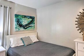 Breezy Beachfront Condo in Heart of Corpus Christi