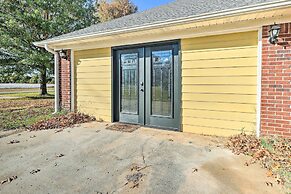 Modest Huntsville Studio w/ Full Kitchen!