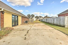 Modest Huntsville Studio w/ Full Kitchen!