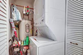 Mountain-view Angel Fire Condo: Walk to Skiing