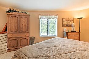 Mountain-view Angel Fire Condo: Walk to Skiing