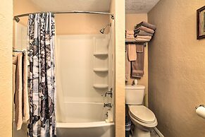 Mountain-view Angel Fire Condo: Walk to Skiing