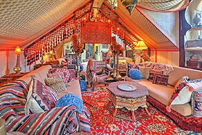 Dreamy Houston Boho Cottage w/ Private Pool!